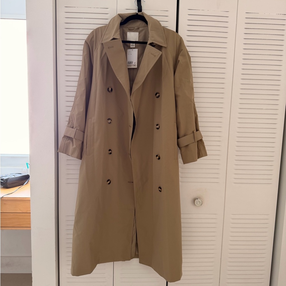 New with tags , H&M Classic Tan Double-Breasted Trench Coat